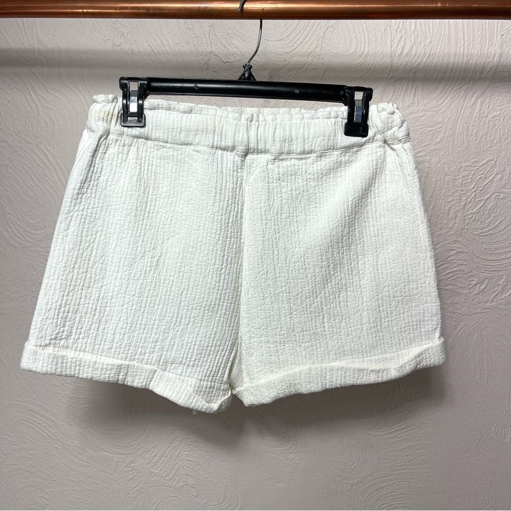 Forever 21 Shorts - Picture 2 of 6